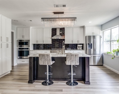 3647 Whitehall Drive - Photo Thumbnail 17