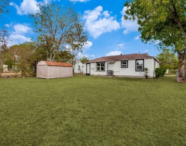3224 Burson Avenue - Photo Thumbnail 10