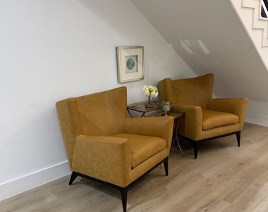 202 Wykagyl Street - Photo Thumbnail 8
