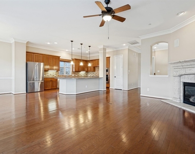 2225 Cameron Crossing - Photo Thumbnail 1