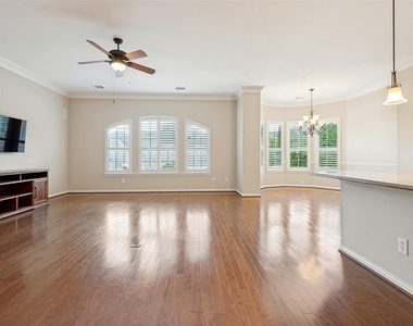 2225 Cameron Crossing - Photo Thumbnail 3