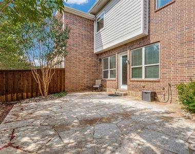 2225 Cameron Crossing - Photo Thumbnail 11