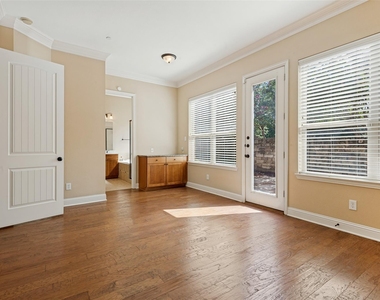 2225 Cameron Crossing - Photo Thumbnail 8