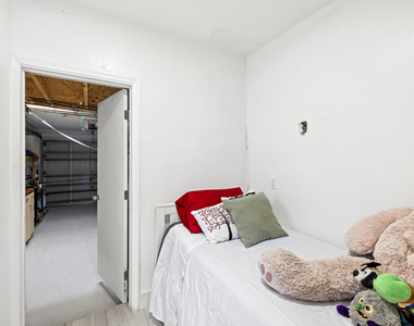 3230 Roosevelt Street - Photo Thumbnail 33