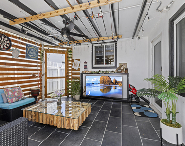 3230 Roosevelt Street - Photo Thumbnail 16