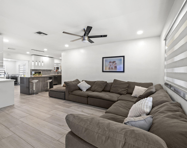 3230 Roosevelt Street - Photo Thumbnail 5
