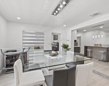 3230 Roosevelt Street - Photo Thumbnail 11