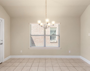 3816 Fordham Street - Photo Thumbnail 4