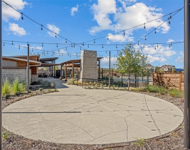 1624 Baugh Street - Photo Thumbnail 21