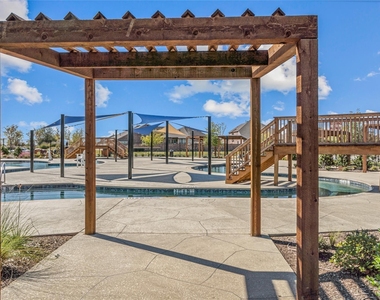 1624 Baugh Street - Photo Thumbnail 24