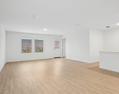 1624 Baugh Street - Photo Thumbnail 6