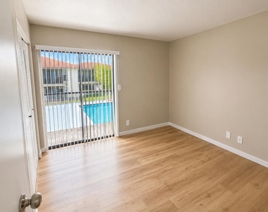 3017 Nw 118th Drive - Photo Thumbnail 5