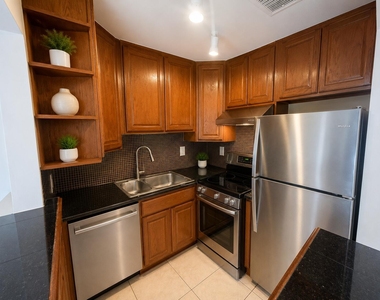 3017 Nw 118th Drive - Photo Thumbnail 3