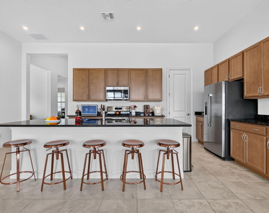 9202 Sw Esule Way - Photo Thumbnail 18