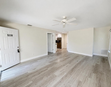 4967 Nw 95th Avenue - Photo Thumbnail 14