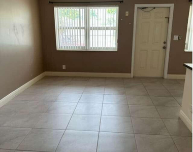22 Se 3rd Terrace - Photo Thumbnail 2