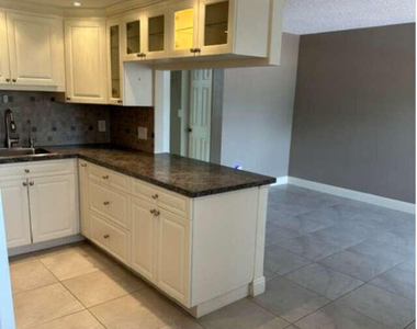 22 Se 3rd Terrace - Photo Thumbnail 4