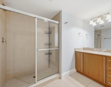 610 Clematis Street - Photo Thumbnail 21