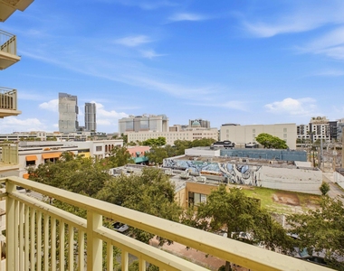 610 Clematis Street - Photo Thumbnail 26