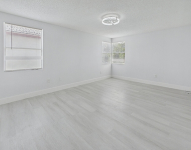11772 Nw 1st Street - Photo Thumbnail 19