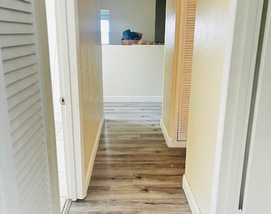 1711 Nw 46th Avenue - Photo Thumbnail 14