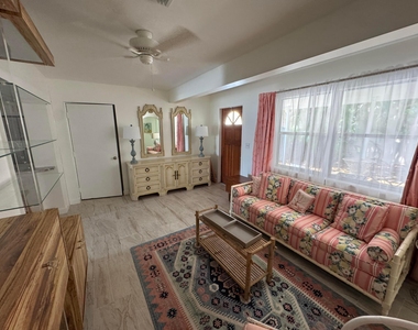 3957 Harwood Street - Photo Thumbnail 2