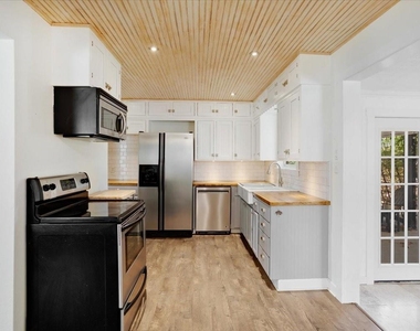 2532 Steven Drive - Photo Thumbnail 6