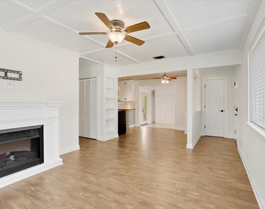 2532 Steven Drive - Photo Thumbnail 4