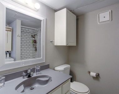 3129 Sondra Drive - Photo Thumbnail 12
