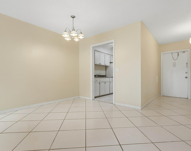 5480 Nw 11th Street - Photo Thumbnail 2