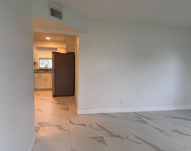 1471 Nw 20th - Photo Thumbnail 9