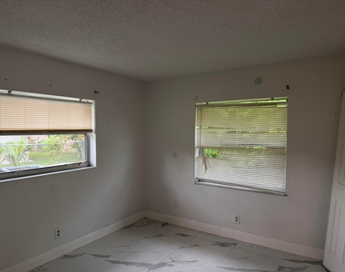1471 Nw 20th - Photo Thumbnail 6