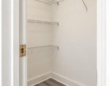 3965 Nw 9th Avenue - Photo Thumbnail 10
