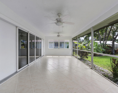 2940 Nw 87th Terrace - Photo Thumbnail 20