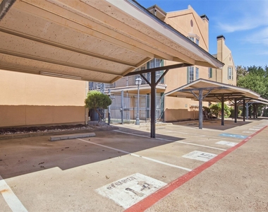 6318 Richmond Avenue - Photo Thumbnail 25