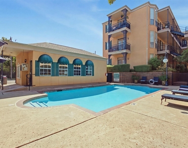 6318 Richmond Avenue - Photo Thumbnail 23