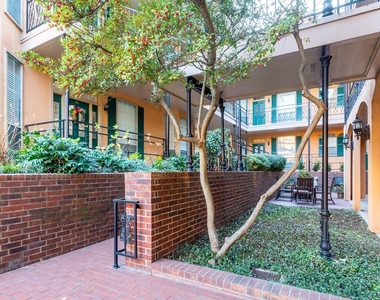 6318 Richmond Avenue - Photo Thumbnail 28