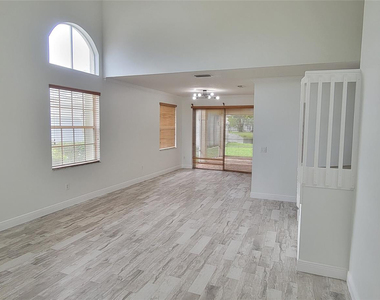 728 Nw 156th Avenue - Photo Thumbnail 3