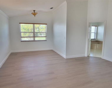 728 Nw 156th Avenue - Photo Thumbnail 7