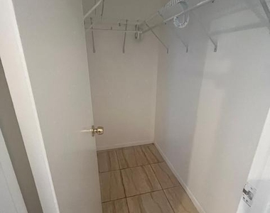 480 Executive Center Drive - Photo Thumbnail 1