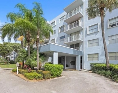 480 Executive Center Drive - Photo Thumbnail 7