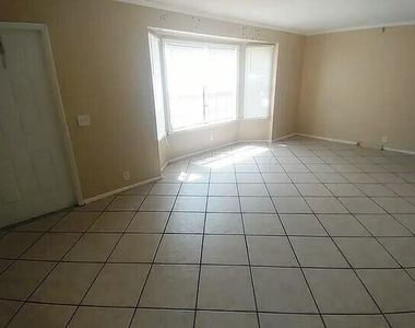 1488 W 31st Street - Photo Thumbnail 5