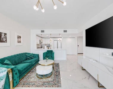 610 Clematis Street - Photo Thumbnail 12