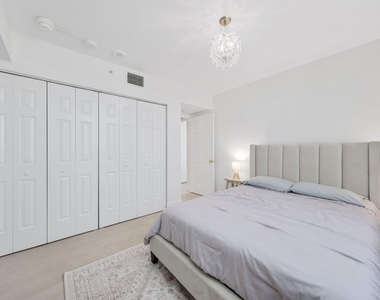 610 Clematis Street - Photo Thumbnail 24