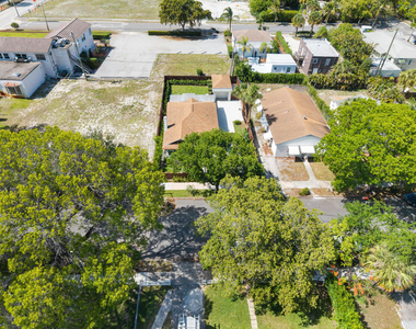 517 55th Street - Photo Thumbnail 31