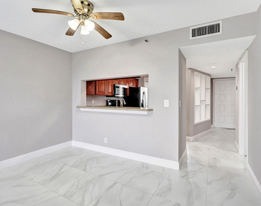2200 S Cypress Bend Drive - Photo Thumbnail 49