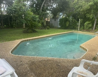 2530 Nw 87th Lane - Photo Thumbnail 41