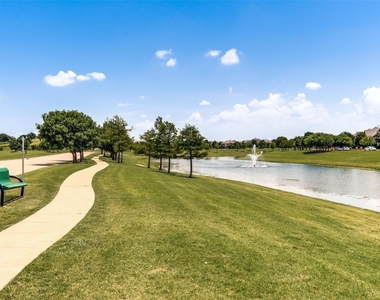 13270 Roadster Drive - Photo Thumbnail 32