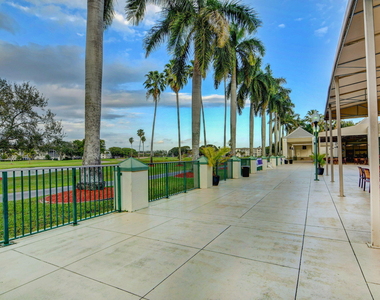 4602 Ne Martinique Way - Photo Thumbnail 50