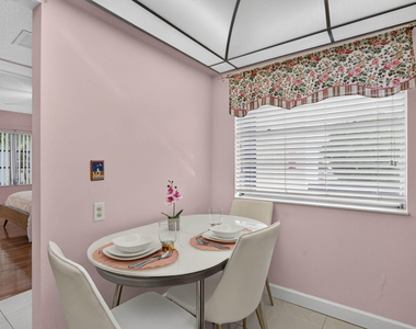 4602 Ne Martinique Way - Photo Thumbnail 4